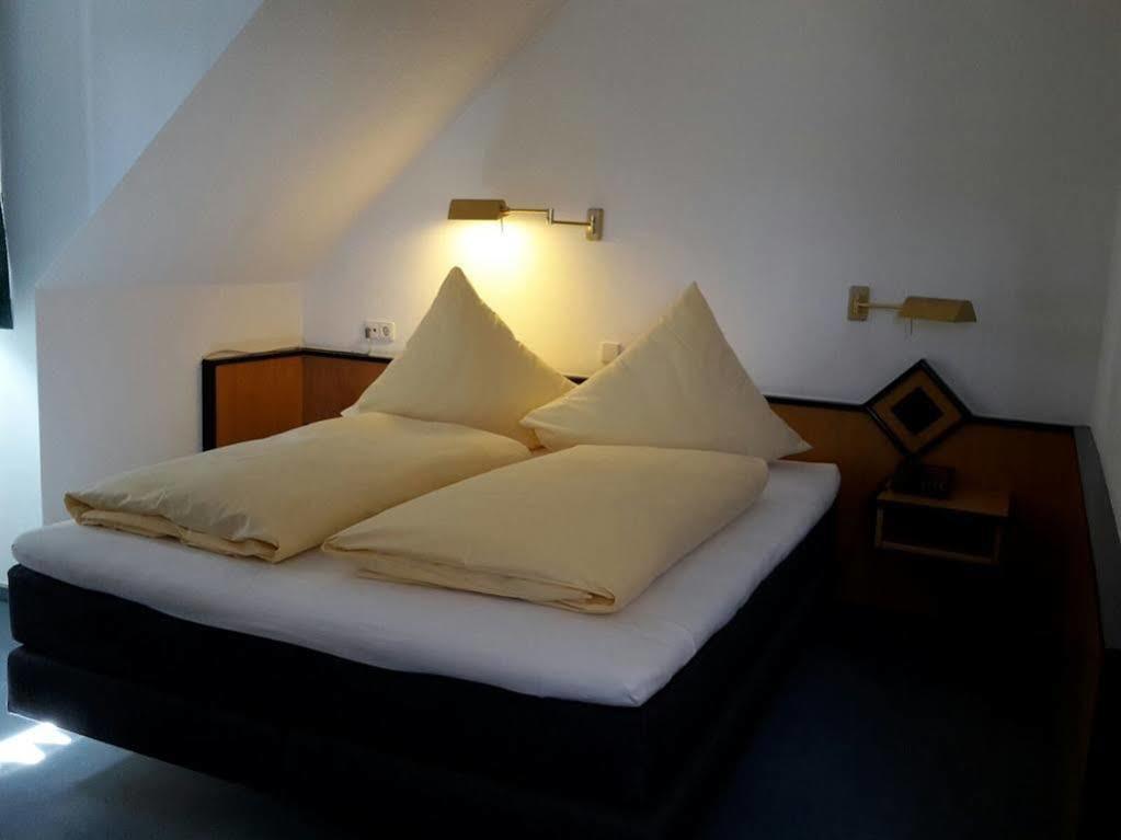 Gasthof Linde - Hotel Blum Unterroth Экстерьер фото